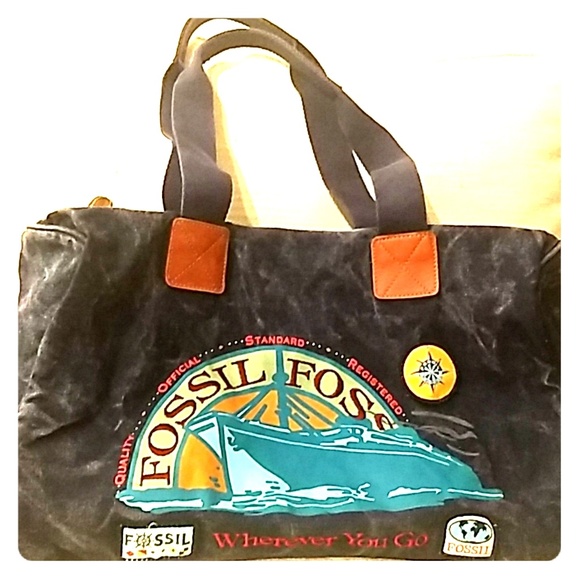 Fossil Other - Fossil tote/overnight bag